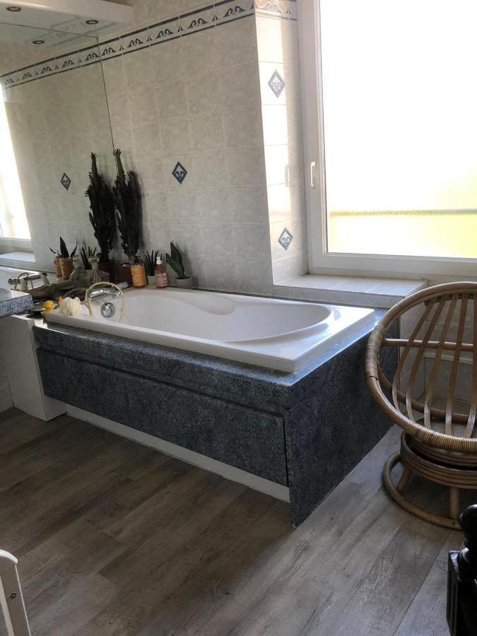Chambre Vue Mer Dans Maison, 佩罗斯－吉雷克 外观 照片